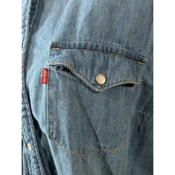 Levis Denim Shirt Women Size XL Blue Sawtooth Pearl Snaps Western Red Tab Rodeo - Picture 2 of 15